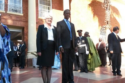 Посланик Катя Делева връчи акредитивните си писма на президента на Република Замбия